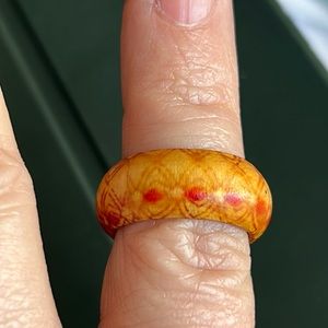 🇺🇸Unique wood-look acrylic ring